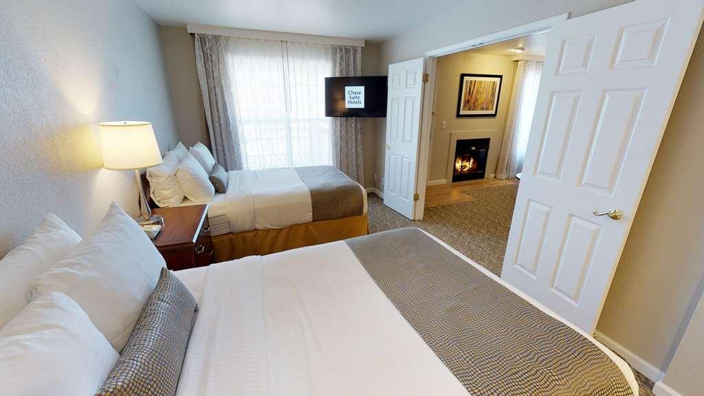 Chase Suite Hotel Newark Fremont Habitación foto